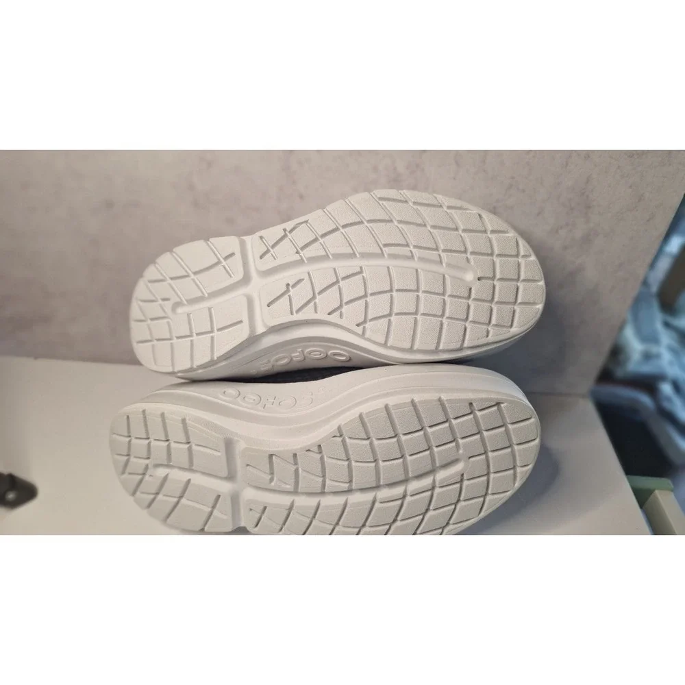 Mesh Recovery Shoes, OOFOS OOmega Chukka  Sz 5 Womens